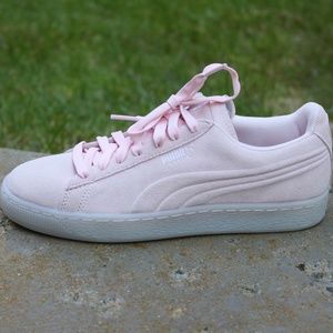 NWB Puma Suede Trainers Sneakers